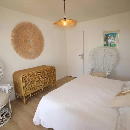 Face A La Mer, Superbe Climatise Au Rdc D'une Maison, Classe 4 Etoiles, 5 Couchages -wifi-portiragnes Lxbfm32 *