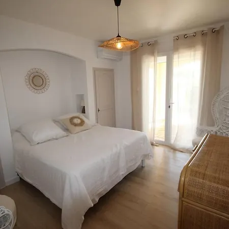 Face A La Mer, Superbe Climatise Au Rdc D'une Maison, Classe 4 Etoiles, 5 Couchages -wifi-portiragnes Lxbfm32 Portiragnes