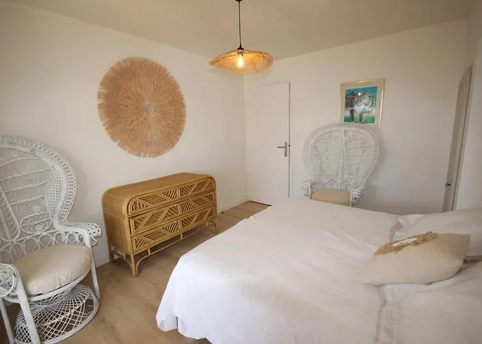 Face A La Mer, Superbe Climatise Au Rdc D'une Maison, Classe 4 Etoiles, 5 Couchages -wifi-portiragnes Lxbfm32 *